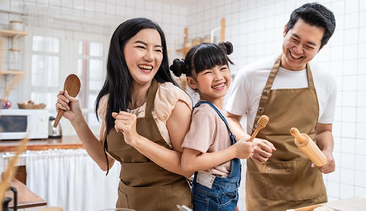 Tren Parenting Lama yang Bisa Anda Tiru untuk Asuh Buah Hati