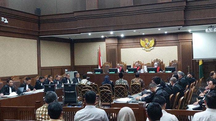 Hakim Fahzal Bentak Saksi Kasus Korupsi Tol MBZ Karena Dinilai Tak Jujur: Tak Usah Mencla-mencle