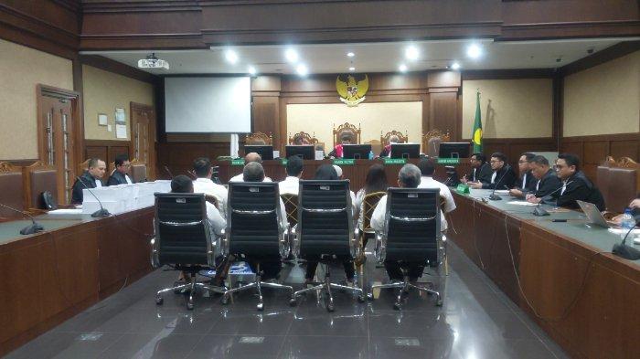 Korupsi Berjemaah Uang Tukin Rp27 M, 10 Pegawai Kementerian ESDM Divonis 2 sampai 6 Tahun Penjara